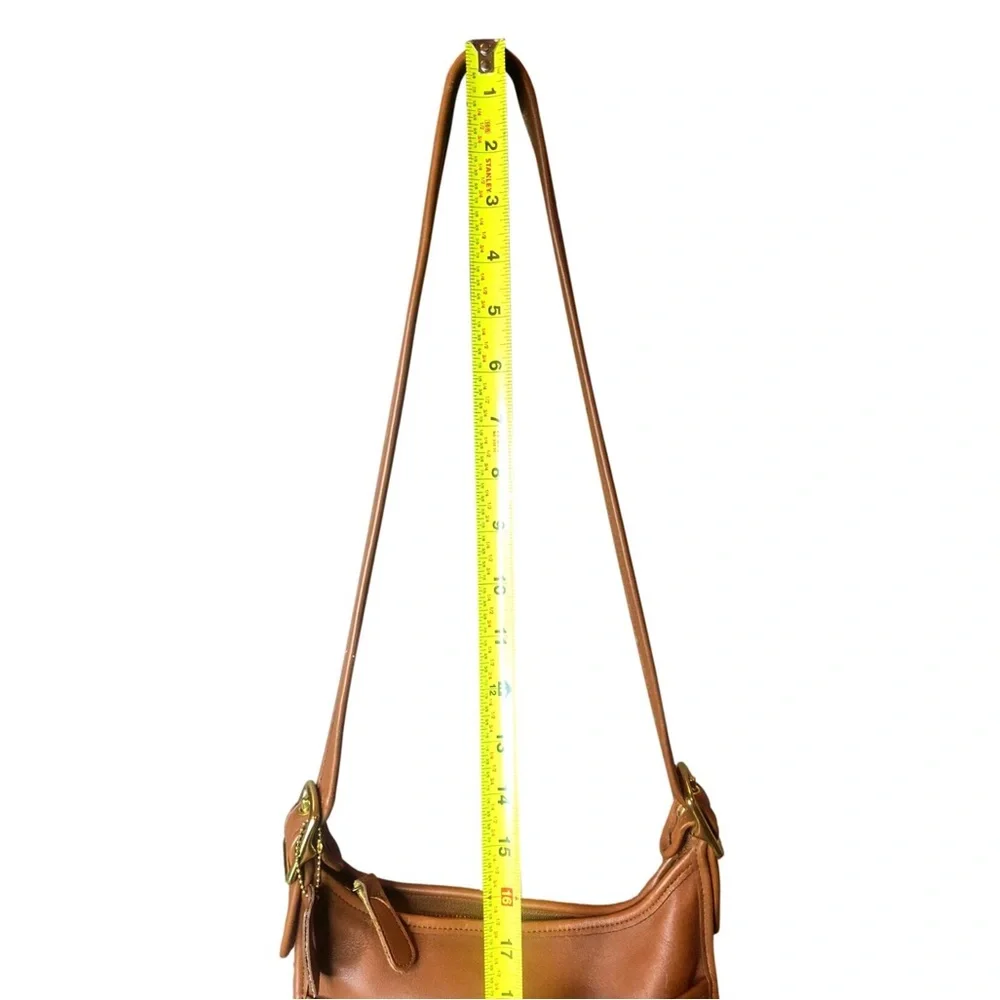 Vintage COACH Legacy Zip British Tan Glove-Tanned Leather Shoulder Bag 9966 COA